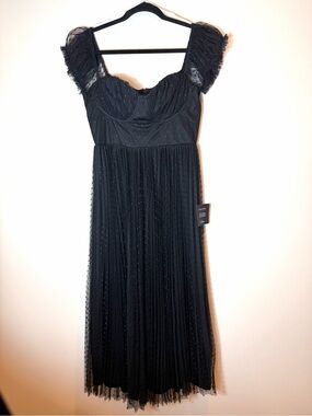 Lulu’s NWT Black Swiss Dot Pleated Midi Dress Sweetheart Corset Size Large